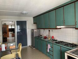 Blk 220 Serangoon Avenue 4 (Serangoon), HDB 3 Rooms #576353911